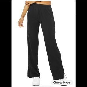 Nwt Alo Courtside Tearaway Snap Pants 